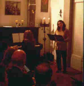 poesiarus.JPG (11452 bytes)
